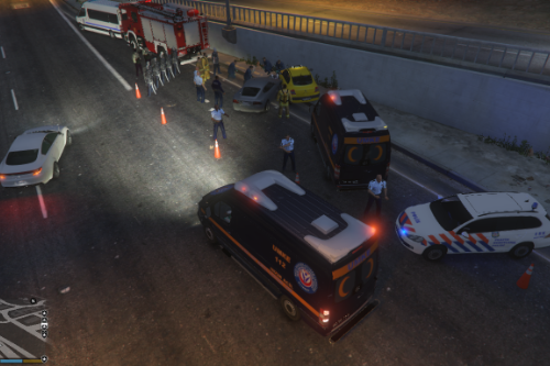 UMKE (Uluslararası Medikal Kurtarma Ekipleri) Hızır acil ambulans